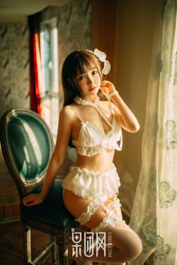 男女边摸边吃奶边做爰动漫
